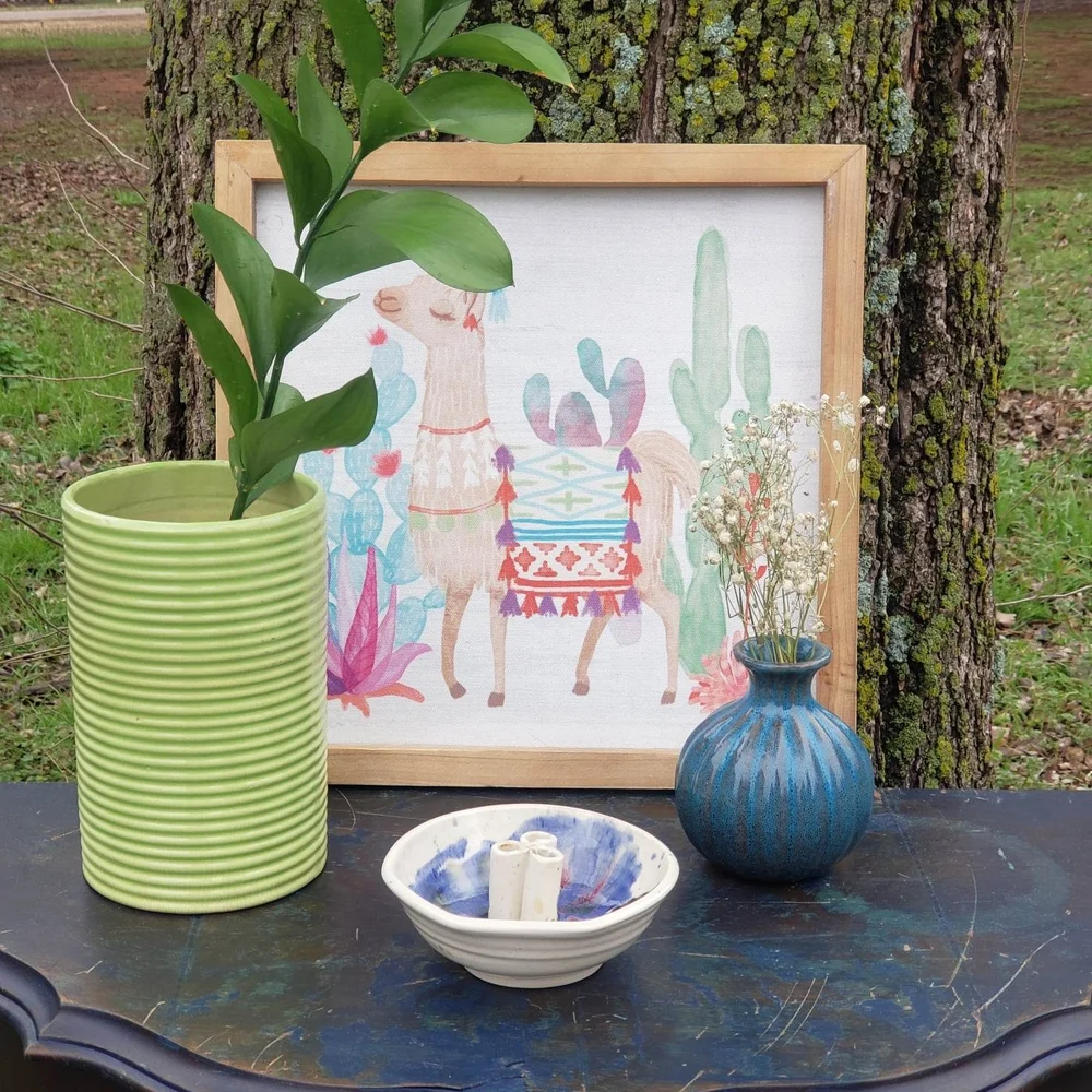 Green Ribbed Ceramic Planter - Picture 3 of 7